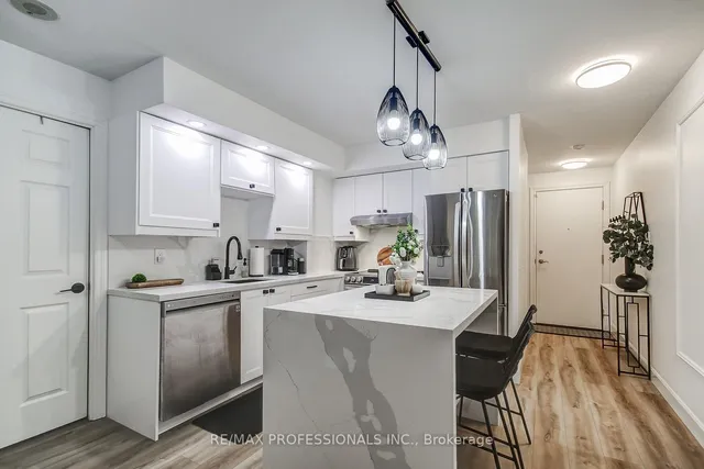 Additional image 15 of 5229 Dundas St Unit 312