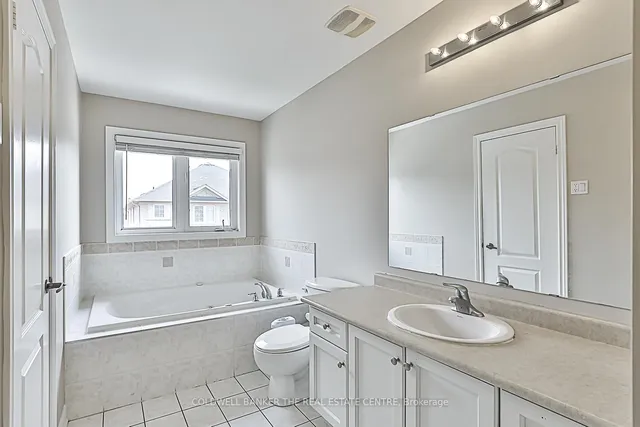 Additional image 19 of 43 Crystalview Cres