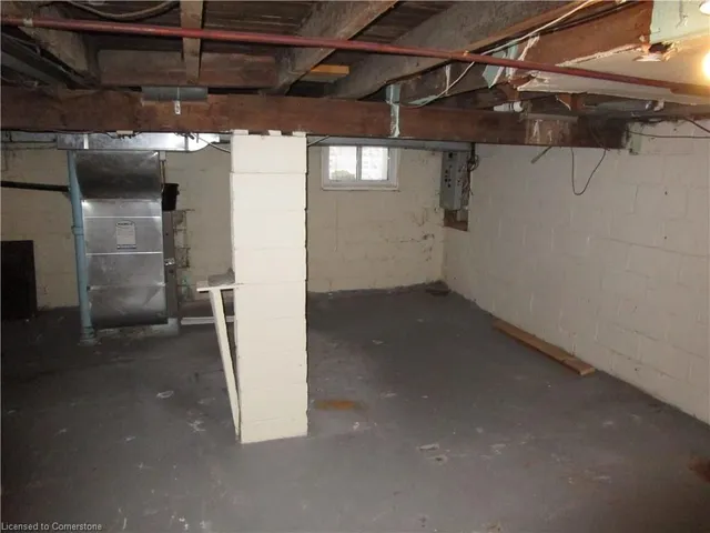 Additional image 23 of 103 Graham Ave