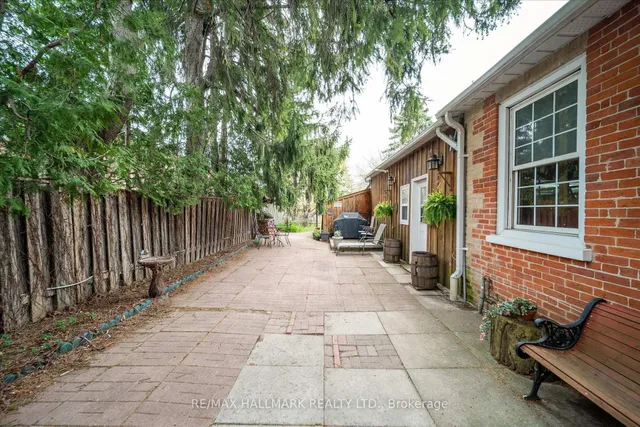 Additional image 39 of 2577 Kennedy Rd