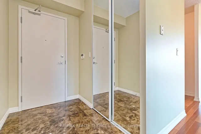 Additional image 7 of 38 Fontenay Crt Unit Suite 1309
