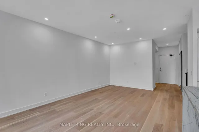 Additional image 9 of 2485 Taunton Rd Unit 118