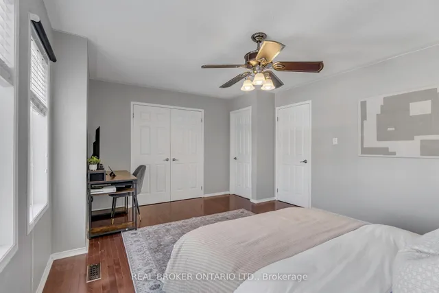 Additional image 33 of 1036 Hemstreet Cres