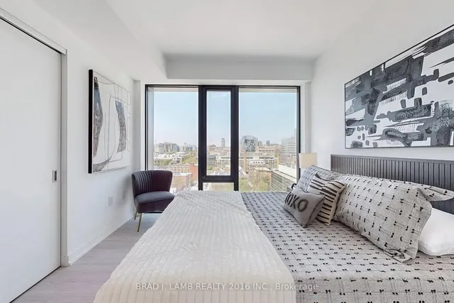 Additional image 22 of 195 McCaul St Unit 1302