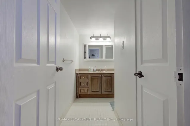 Additional image 26 of 222 Jackson St Unit 1406