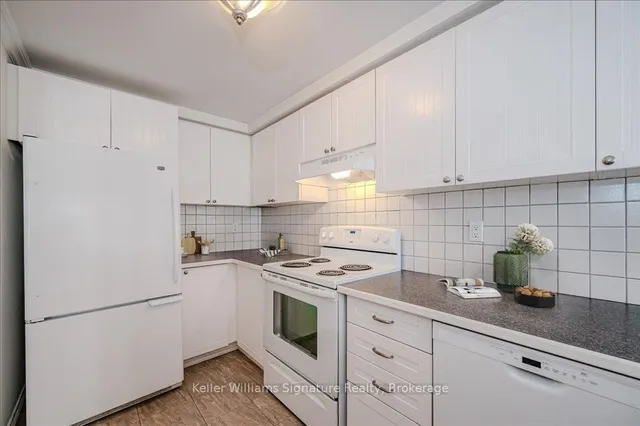 Additional image 6 of 2055 Walkers Line Unit 105