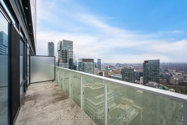 Additional image 30 of 501 Yonge St Unit 5202
