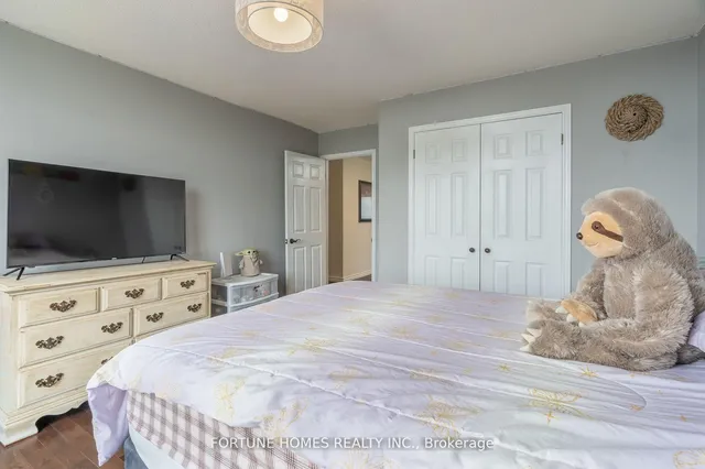 Additional image 27 of 14 Shadywood Rd