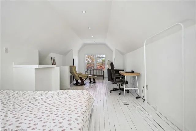 Additional image 23 of 79 Kensington Ave