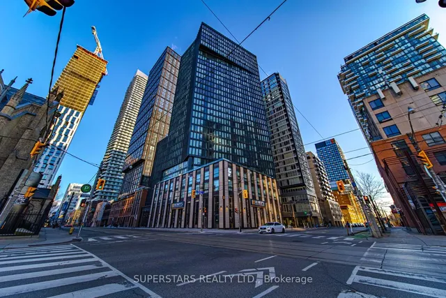 60 Shuter St Unit 2006