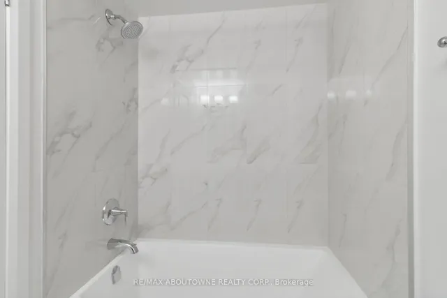 Additional image 28 of 16 Jasmine Sq