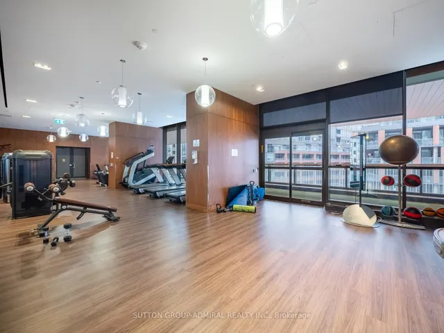 Additional image 25 of 19 Bathurst St Unit 706