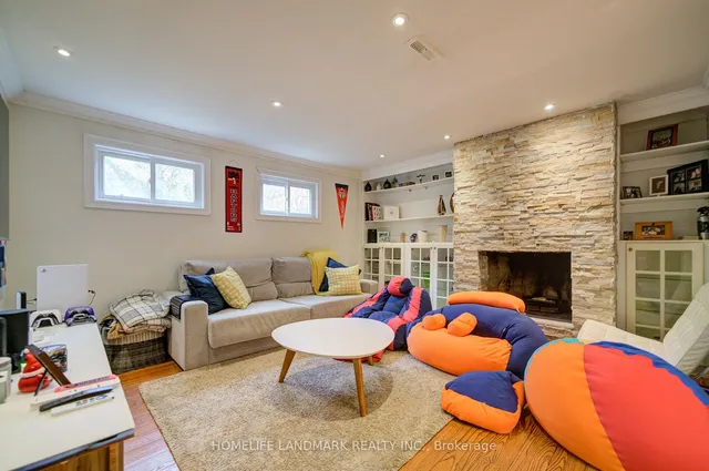 Additional image 28 of 2207 Elmhurst Ave