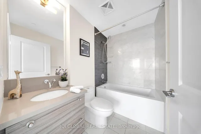 Additional image 19 of 33 Shore Breeze Dr Unit 2509