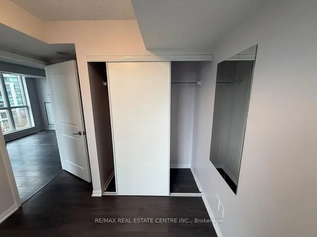 Additional image 19 of 35 Bastion St Unit 709