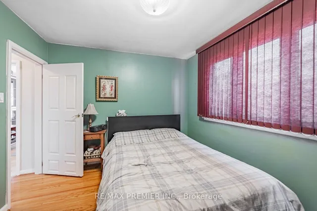 Additional image 15 of 32 Genthorn Ave
