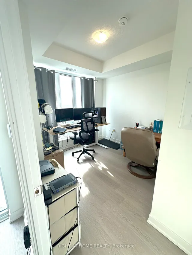 Additional image 9 of 859 The Queensway St Unit 906