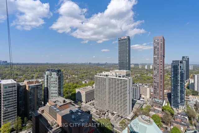 Additional image 31 of 110 Charles St Unit 3608