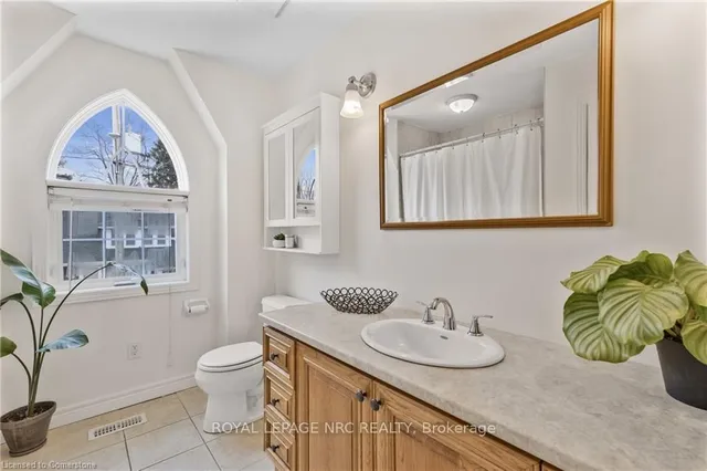 Additional image 26 of 21 Raglan St