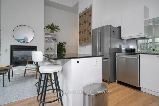 Additional image 13 of 437 Roncesvalles Ave Unit 112