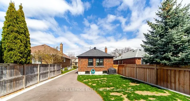 Additional image 38 of 75 Manitoba St