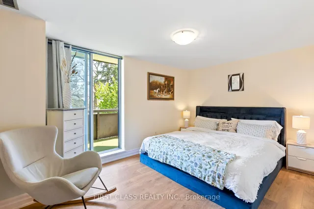 Additional image 16 of 3845 Lake Shore Blvd Unit 102