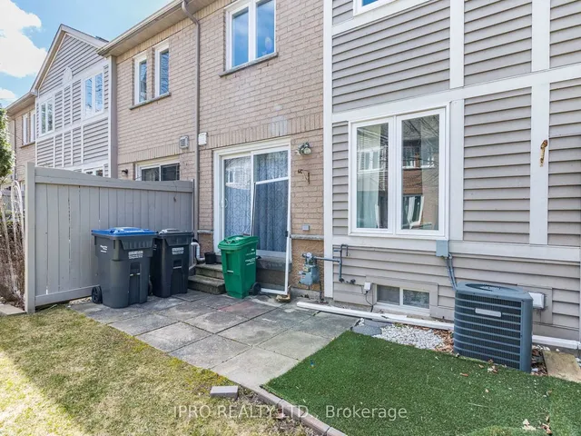 Additional image 15 of 833 Scollard Crt Unit 107