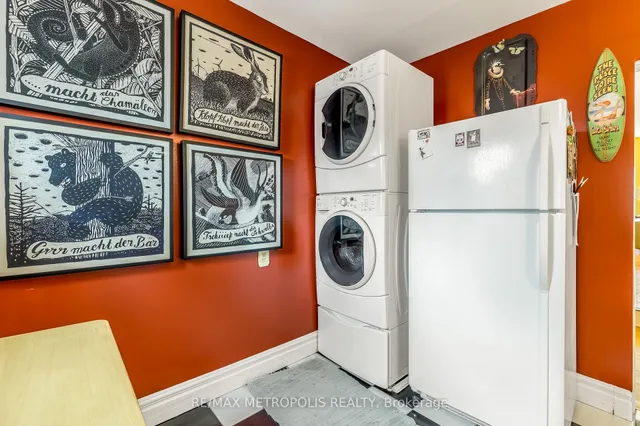 Additional image 32 of 52 Fern Ave