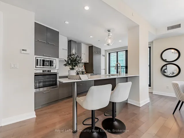 Additional image 13 of 55 Front St Unit 420