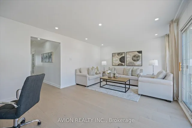 Additional image 4 of 1397 Highgate Crt