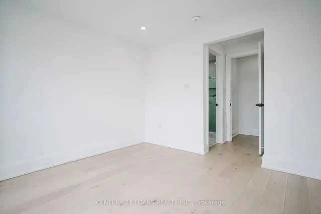 Additional image 34 of 83 Kalmar Ave