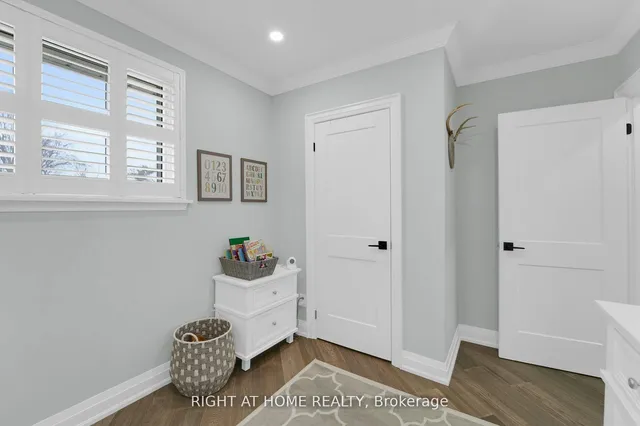 Additional image 21 of 54 Primula Cres