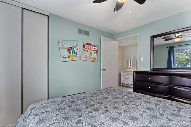 Additional image 19 of 2385 Cotswold Cres