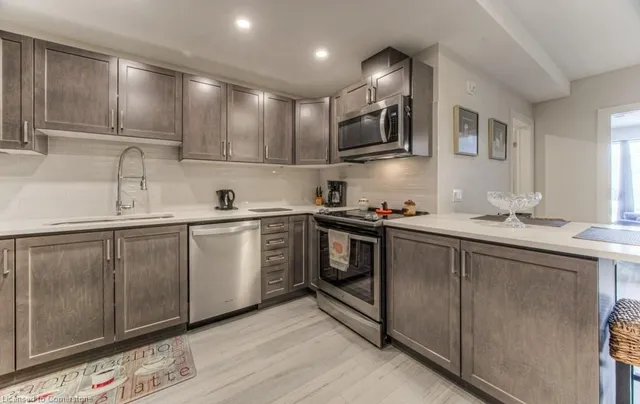 Additional image 16 of 5 Wake Robin Dr Unit 107