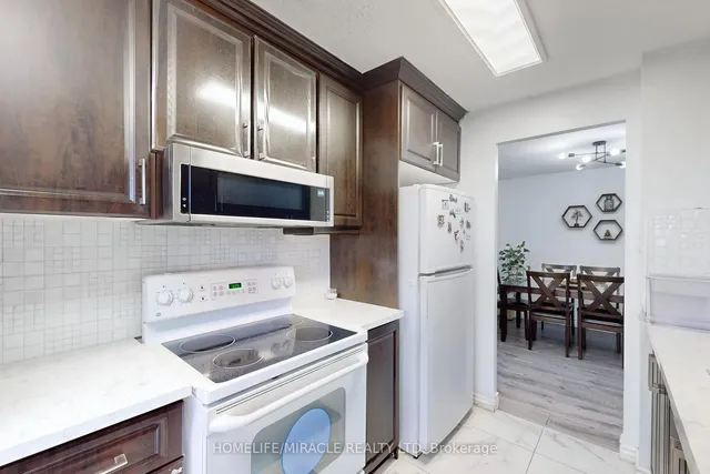 Additional image 27 of 15 Kensington Rd Unit 1112