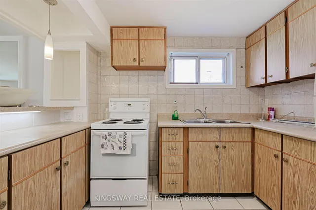 Additional image 16 of 184 Edmonton Dr