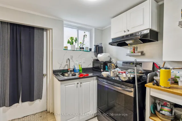 Additional image 44 of 50 Denison Ave