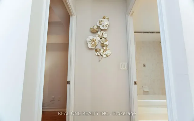 Additional image 9 of 250 Wellington St Unit 929