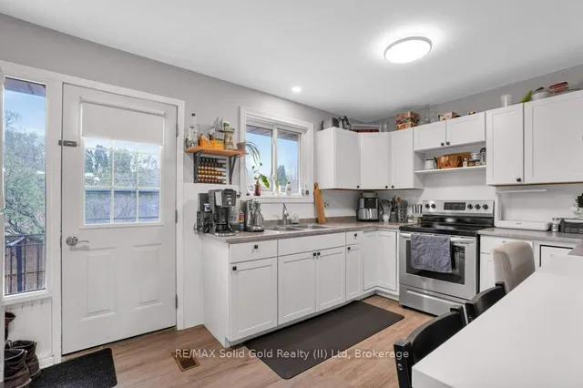 Additional image 13 of 375 Southill Dr