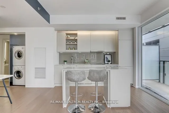 Additional image 4 of 101 Peter St Unit 603