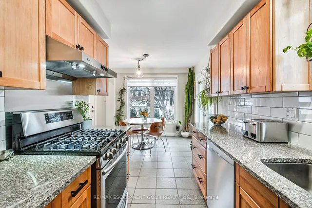 Additional image 10 of 773 Laurier Ave