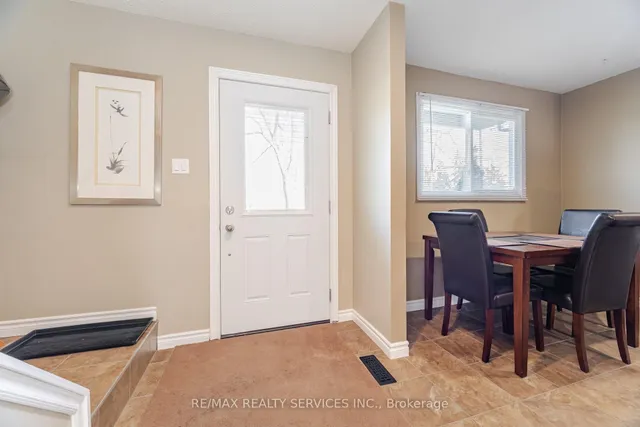 Additional image 4 of 93 Hansen Rd Unit 20