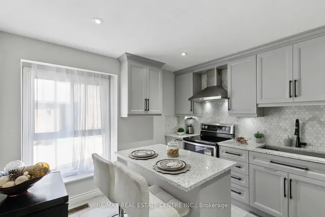 Additional image 19 of 2 Dailing Gate Unit 56