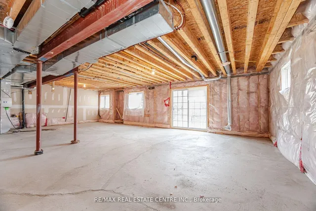 Additional image 35 of 38 Junetown Circ