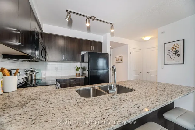 Additional image 27 of 80 Esther Lorrie Dr Unit 616