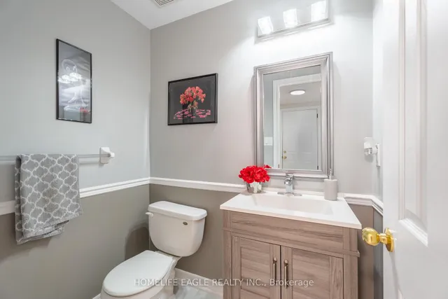 Additional image 13 of 7 Denim Dr