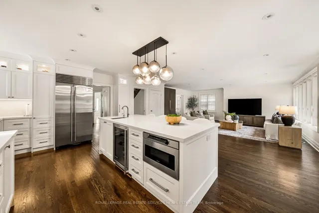 Additional image 13 of 19 Whitney Ave