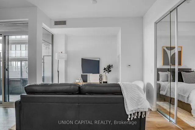 Additional image 16 of 500 Dupont St Unit 419