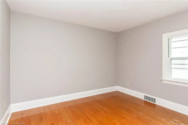 Additional image 18 of 330 Weber St