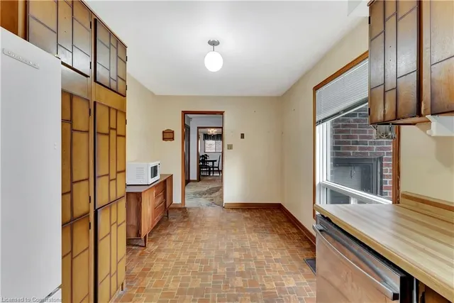 Additional image 19 of 43 Curtis Dr